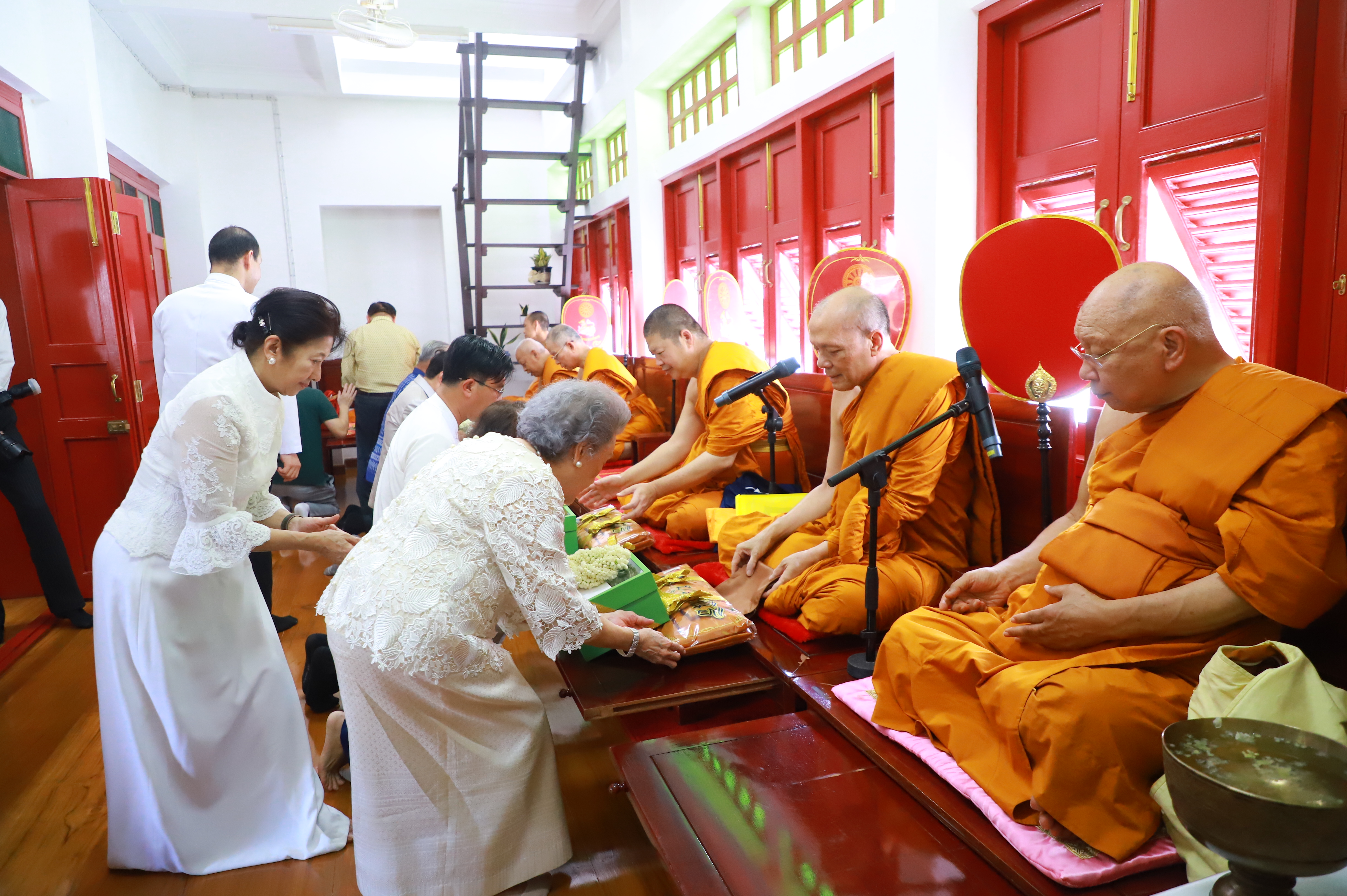 title - ส.ป.ก. ร่วมงานพิธีเจริญพระพุทธมนต์ฉลองกุฏิสงฆ์ คณะ 1 ณ วัดปรินายก วรวิหาร กรุงเทพฯ